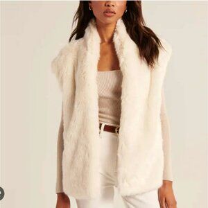 Abercrombie Women's Faux Fur Vest